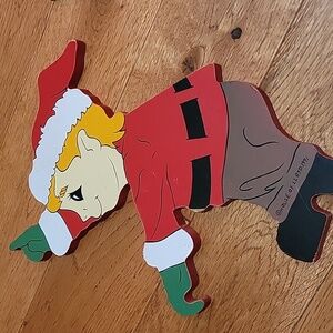 House of Lloyd Wooden Puzzle Piece Climbing Elf